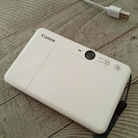 Canon Instant Print Camera - Picture 8 of 8